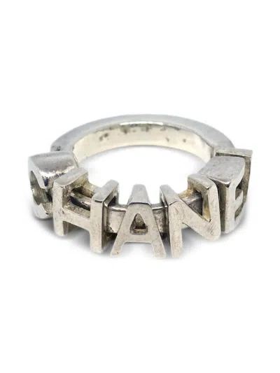 Pre-owned Chanel 2001 Lettered Ring