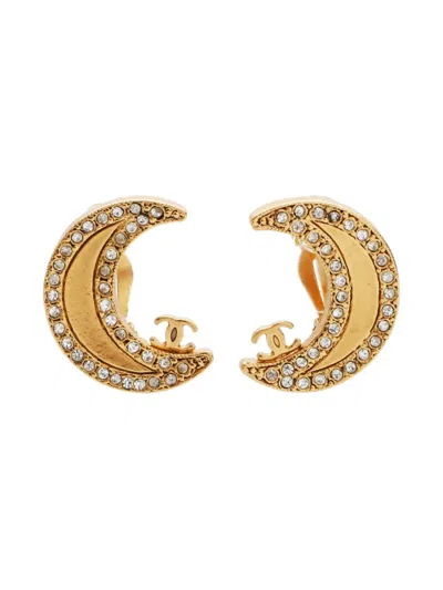 Pre-owned Chanel 2001 Moon Cc Mark Earrings In Gold