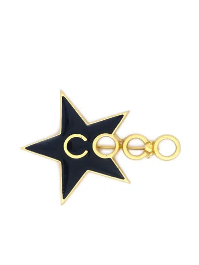 Pre-owned Chanel 2001 Star Motif Coco Brooch In Gold