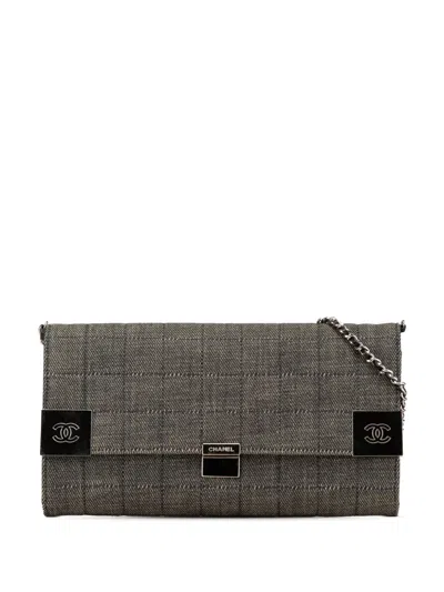 Pre-owned Chanel 2002-2003 Cc Choco Bar Denim Chain Flap Shoulder Bag In Grey