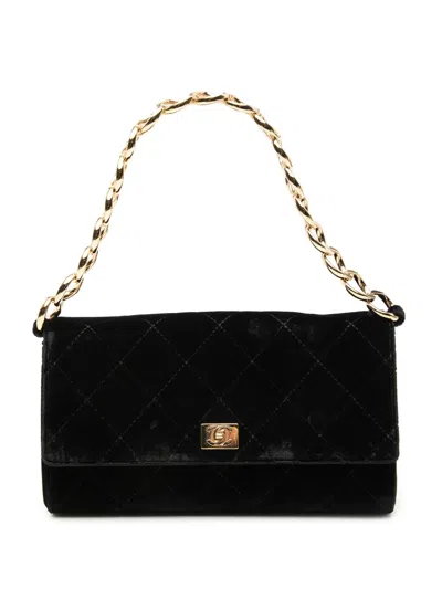 Pre-owned Chanel 2002-2003 Cc Quilted Velvet Chain Shoulder Bag In Black