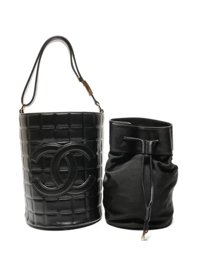 Pre-owned Chanel 2002-2003 Choco Bar Logo-detail Bucket Bag In Black