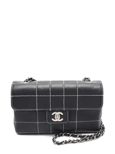 Pre-owned Chanel 2002-2003 Chocolate Bar Shoulder Bag In Black