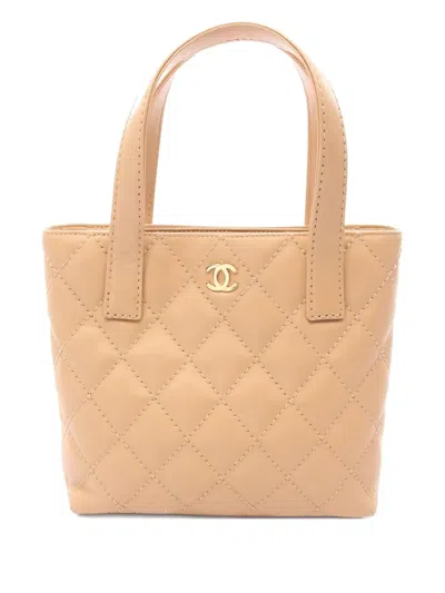 Pre-owned Chanel 2002-2003 Diamond Quilted Leather Tote Bag In Neutral