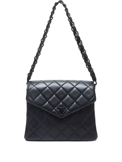 Pre-owned Chanel 2002-2003 Matelasse Shoulder Bag
