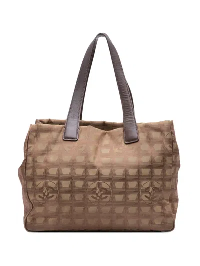 Pre-owned Chanel 2002-2003 New Travel Line Nylon Tote Bag