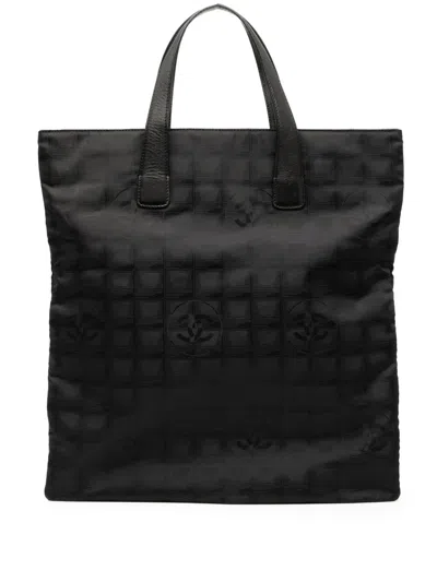 Pre-owned Chanel 2002-2003 New Travel Line Nylon Tote Bag In Black