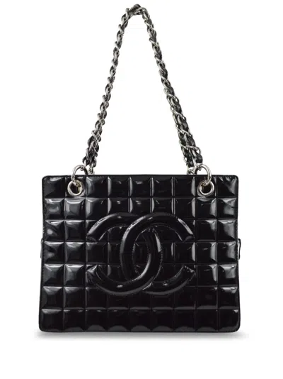 Pre-owned Chanel 2002 Cc-appliqué Choco Bar Tote Bag In Black
