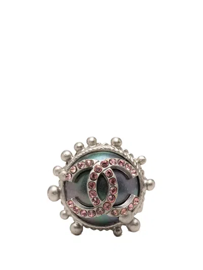 Pre-owned Chanel 2002 Cc Brass Strass Ring Costume Ring In Silver