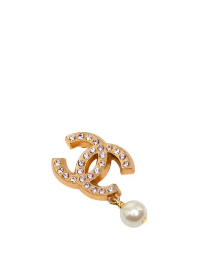 Pre-owned Chanel 2002 Cc Gold Plated Strass And Faux Pearl Drop Brooch Costume Brooch
