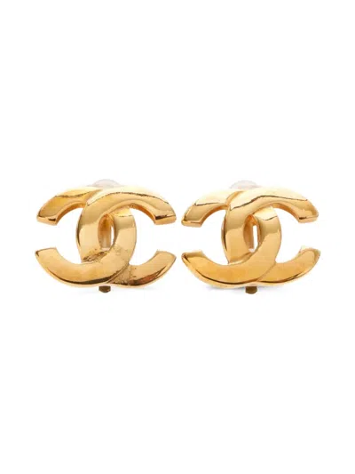 Pre-owned Chanel 2002 Cc Mark Clip-on Earrings In Gold