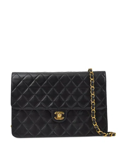 Pre-owned Chanel 2002 Cc Turn-lock Shoulder Bag In Black