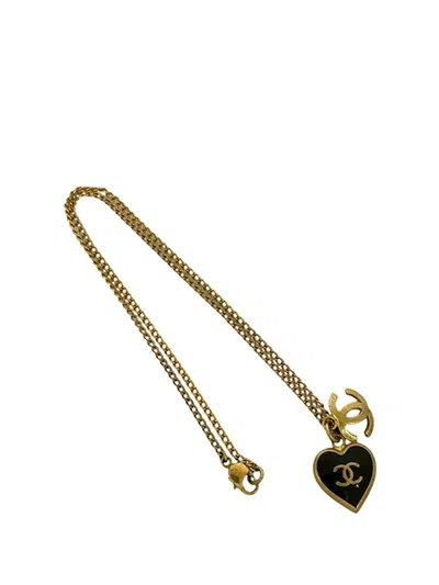Pre-owned Chanel 2002 Gold Plated Enamel Cc Heart Pendant Necklace Costume Necklace In Black