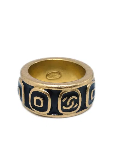 Pre-owned Chanel 2002 Logo-embossed Band Ring In Gold
