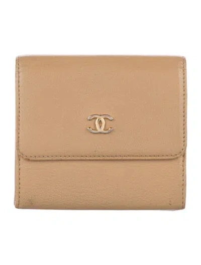 Pre-owned Chanel 2002-2003 Compact Wallet Compact Wallet In Neutral
