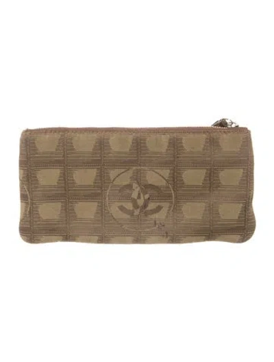 Pre-owned Chanel 2002-2003 Interlocking Cc Logo Wallet In Brown