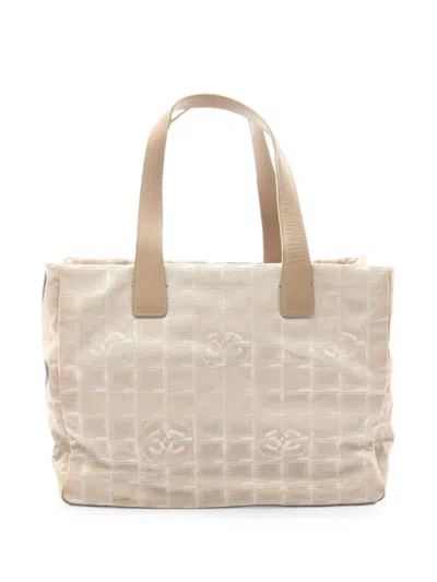 Pre-owned Chanel 2002-2003 Mm New Travel Line Tote Bag In Neutrals