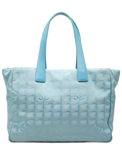 Pre-owned Chanel 2002-2003 New Travel Line Nylon Tote Bag In Blue