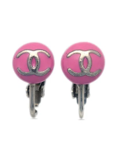 Pre-owned Chanel 2003 Cc Button Clip-on Earrings In Silver
