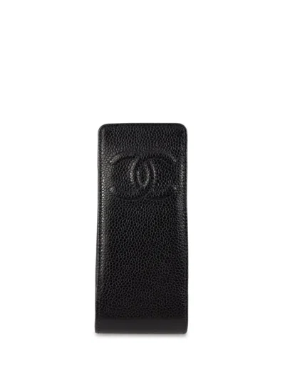 Pre-owned Chanel 2003 Cc Caviar-leather Pouch In Black