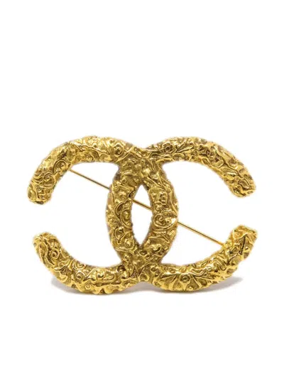 Pre-owned Chanel 2003 Cc Gold-plated Brooch In 金色