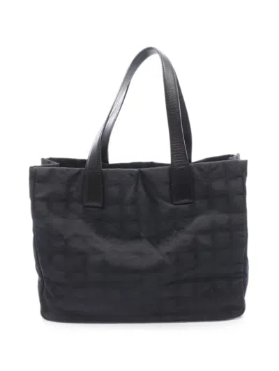 Pre-owned Chanel 2003-2004 Mm New Travel Line Tote Bag In Black
