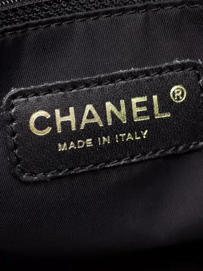 Pre-owned Chanel 2003-2004 Mm New Travel Line Tote Bag In Black