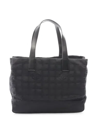 Pre-owned Chanel 2003-2004 Mm New Travel Line Tote Bag In Black