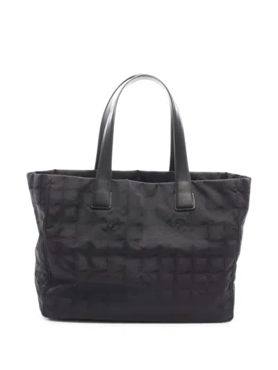 Pre-owned Chanel 2003-2004 Mm New Travel Line Tote Bag In Black