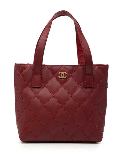 Pre-owned Chanel 2003-2004 Small Cc Calfskin Surpique Tote Bag In Red