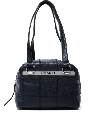 Pre-owned Chanel 2004-2005 Choco Bar Handbag In Black