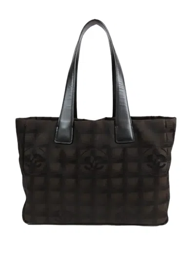 Pre-owned Chanel 2004-2005 New Travel Line Nylon Tote Bag In Brown
