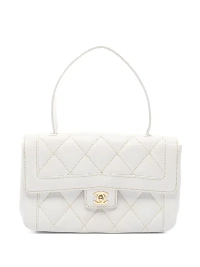 Pre-owned Chanel 2004-2005 Wild Stitch Classic Flap Handbag In White