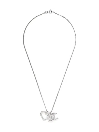 Pre-owned Chanel 2004 Cc Heart Necklace In Silver