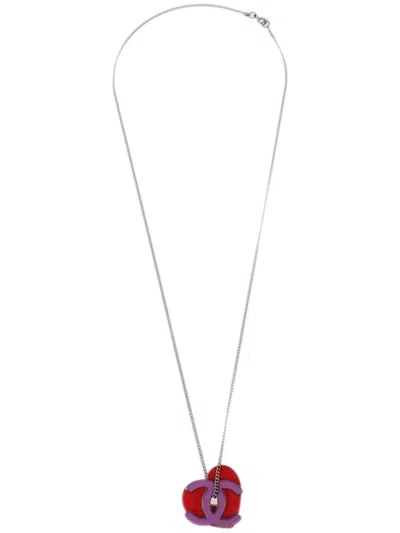 Pre-owned Chanel 2004 Cc Heart Necklace In Silver