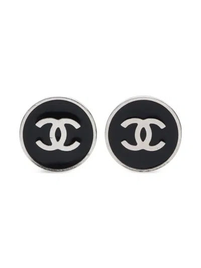 Pre-owned Chanel 2004 Cc Logo Clip-on Earrings In Black