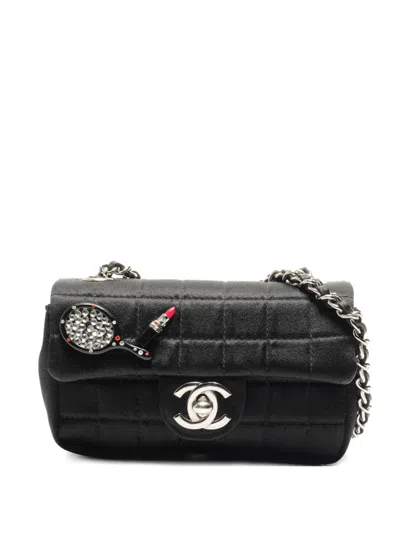Pre-owned Chanel 2004 Chocolate Bar Shoulderbag In Black