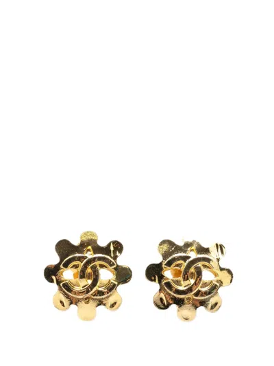 Pre-owned Chanel 2004 Gold Plated Cc Flower Clip On Earrings Costume Earrings