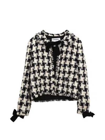 Pre-owned Chanel 2004 Houndstooth Bow Jacket In Black