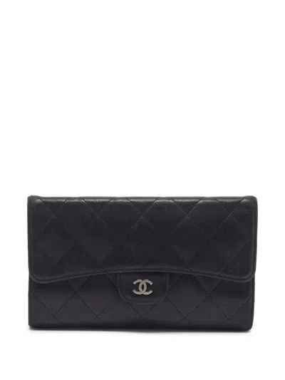 Pre-owned Chanel 2004-2005 Cc Flap Leather Wallet In Black