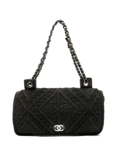 Pre-owned Chanel 2004-2005 Classic Flap Logo Shoulder Bag