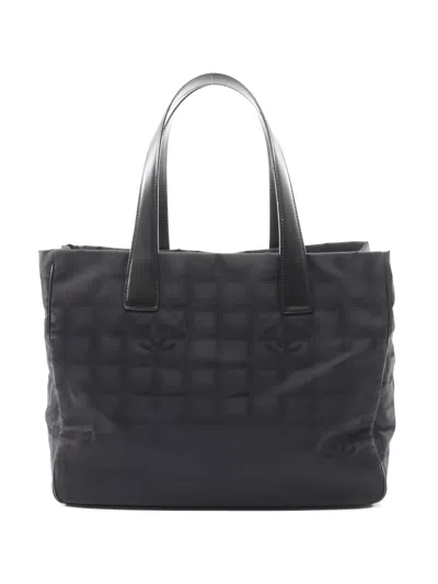 Pre-owned Chanel 2004-2005 Mm New Travel Line Tote Bag In Black