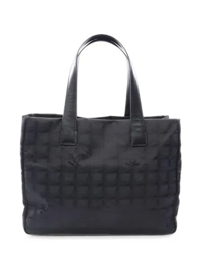 Pre-owned Chanel 2004-2005 Mm New Travel Line Tote Bag In Black