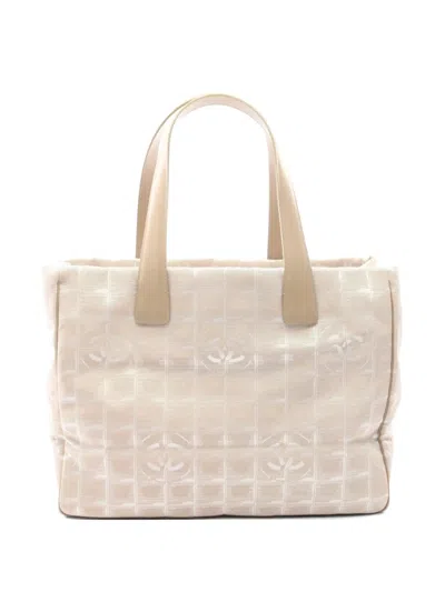 Pre-owned Chanel 2004-2005 Mm New Travel Line Tote Bag In Neutral