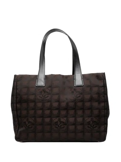 Pre-owned Chanel 2004-2005 New Travel Line Nylon Tote Bag In Brown