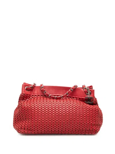 Pre-owned Chanel 2004-2005 Woven Caviar Cc Charm Tote Bag In Red