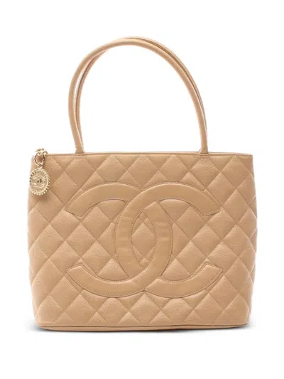 Pre-owned Chanel 2005-2006 Medallion Tote Bag
