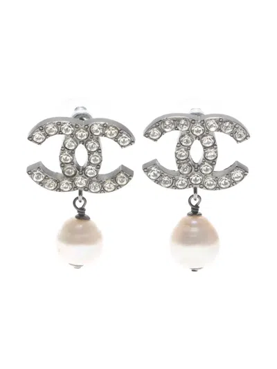Pre-owned Chanel 2005 Cc Mark Earrings