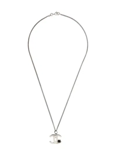 Pre-owned Chanel 2005 Cc Mark Necklace In Silver