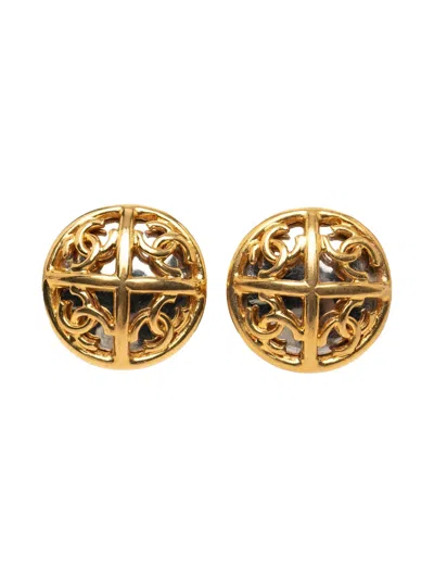 Pre-owned Chanel 2005 Gold Plated And Silver Plated Cc Round Clip On Earrings Costume Earrings